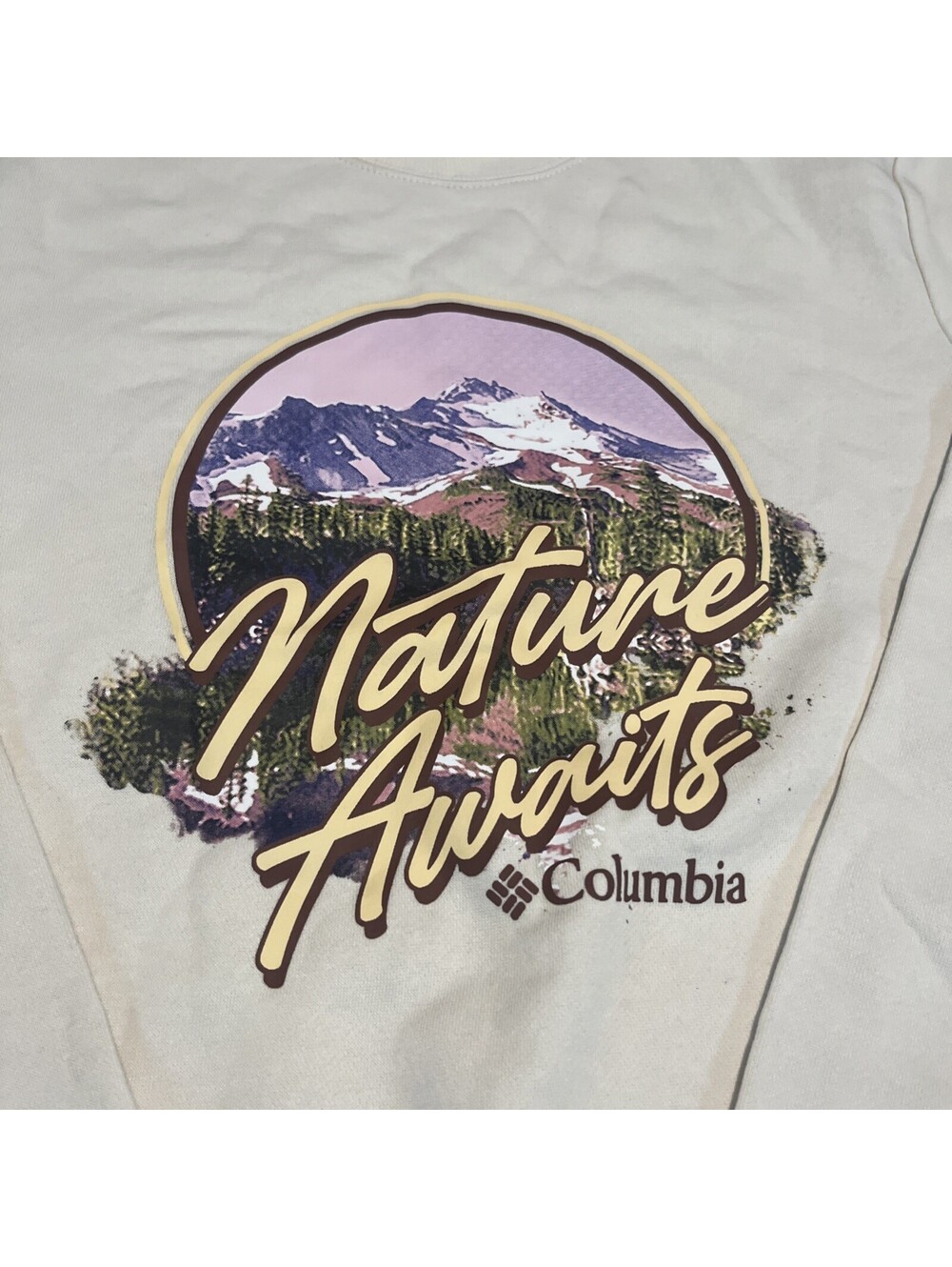 New! Women’s Columbia “Nature Awaits” Graphic Crewneck Sweatshirts Size Small